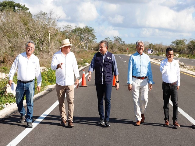 El Ayuntamiento trabaja en el mejoramiento de la infraestructura vial en Mérida