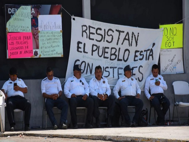 Policías de Campeche reprochan a AMLO por respaldar a la gobernadora Layda Sansores
