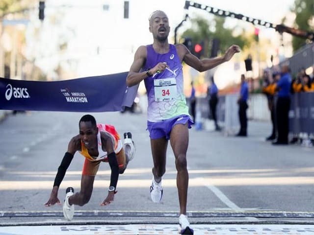 Nathan Martin gana el maratón de Los Ángeles más reñido de la historia