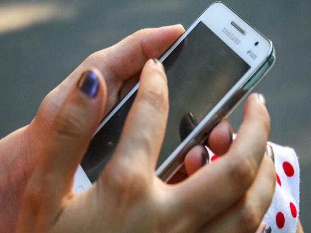 Sheinbaum reporta avance de 50% en registro de celulares 
