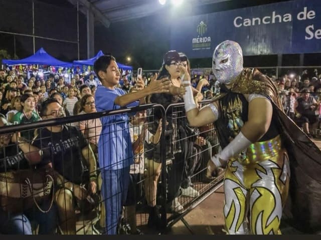 La lucha libre fortalece la convivencia familiar: Sergio Vadillo