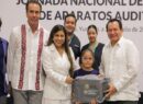 El bienestar es autonomía: Renacimiento Maya entrega apoyos auditivos
