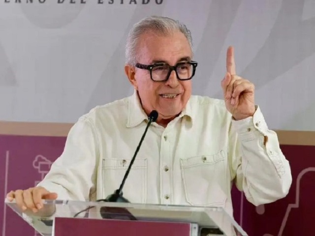 Rubén Rocha Moya retoma gubernatura de Sinaloa y asegura que no ha cometido ningún delito