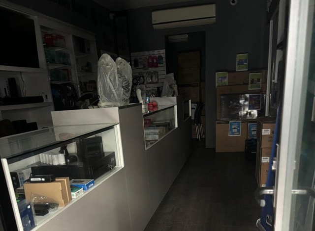 Comerciantes del centro de Mérida reportan que llevan dos días sin energía eléctrica