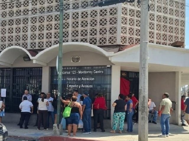 Monte de Piedad reabre en Mérida: clientes vuelven por sus prendas tras un año de huelga