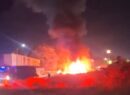 Tres estallidos alertan a vecinos antes del incendio de un autobús en Kanasín