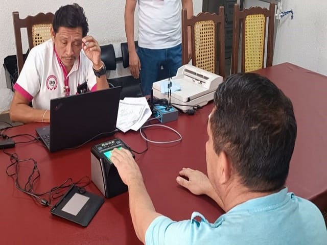 INE lleva por primera vez la credencialización al Cereso de Mérida