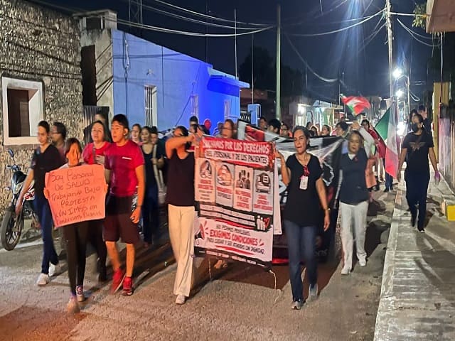 Protestan trabajadores del IMSS en Tizimín