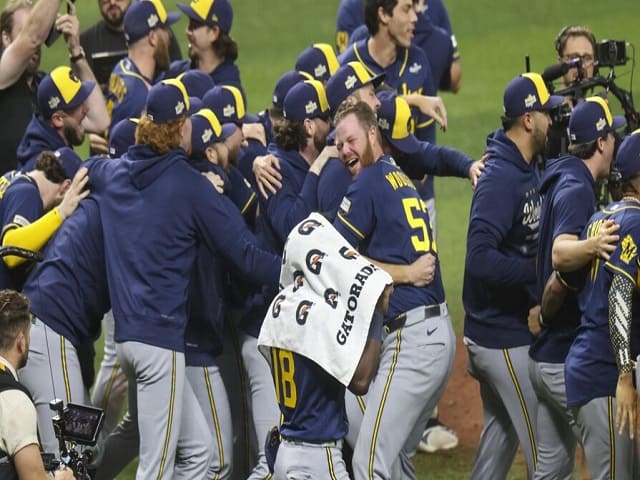 Milwaukee Brewers conquista su primera Serie Mundial en la historia de la franquicia